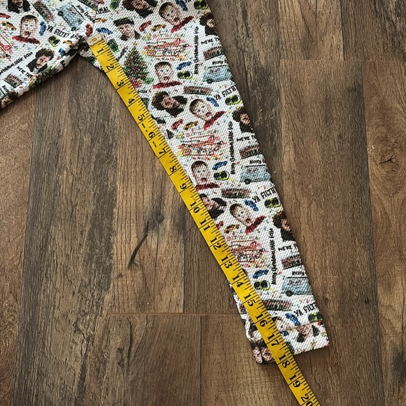 Home Alone Print Handmade Casual Leggings - Picture 3 of 7